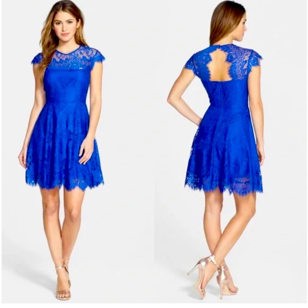 BB Dakota lace dress
